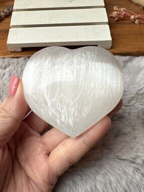 Gorgeous Selenite Heart Carving (S2)